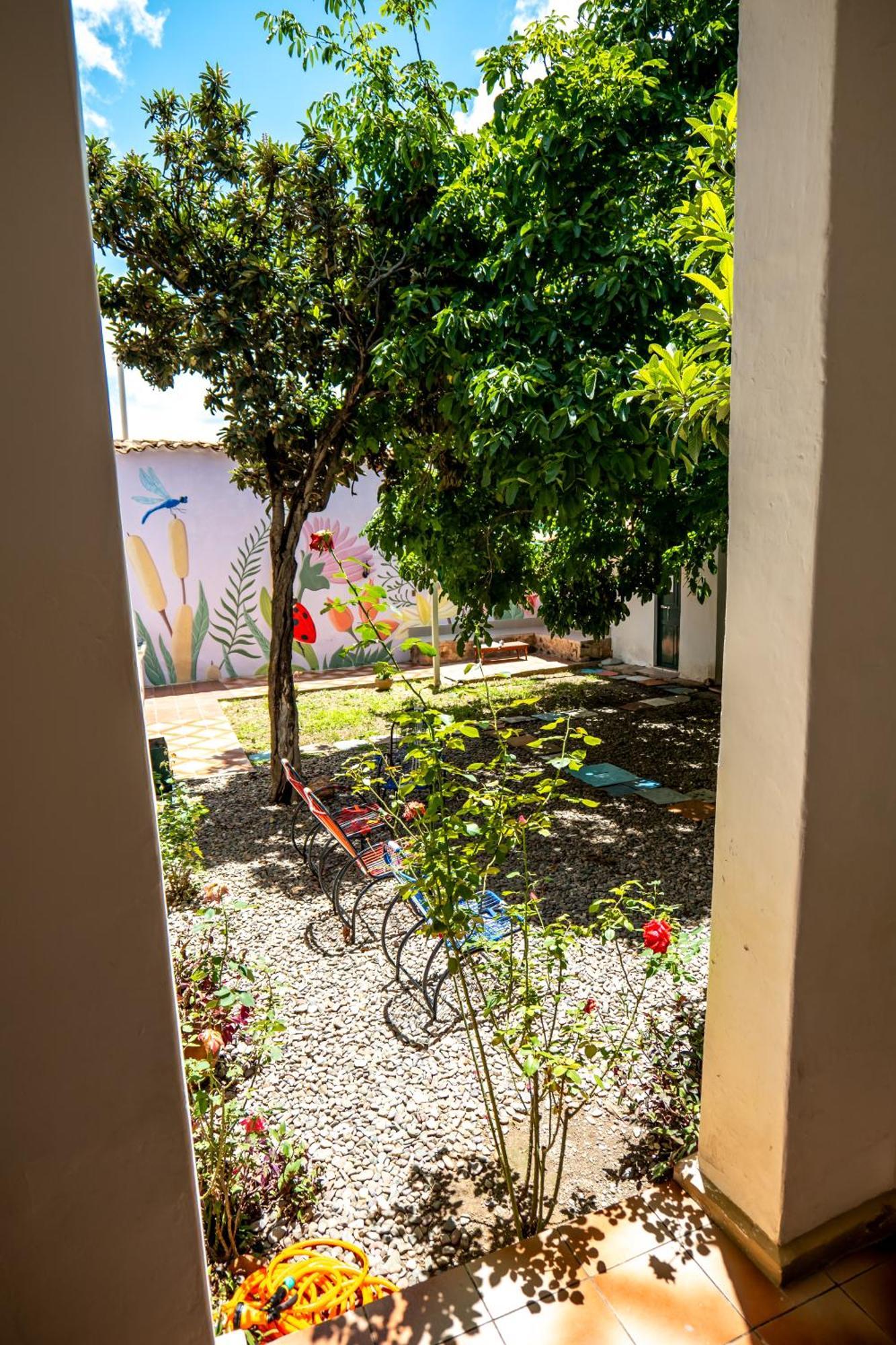 Dragonfly Guest House Σούκρε Εξωτερικό φωτογραφία